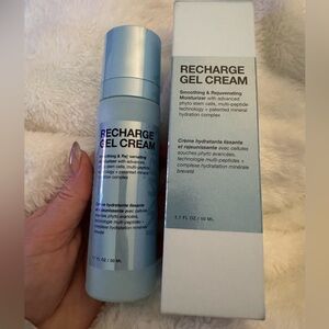 Recharge Gel Cream - Light Blue Moisturizer